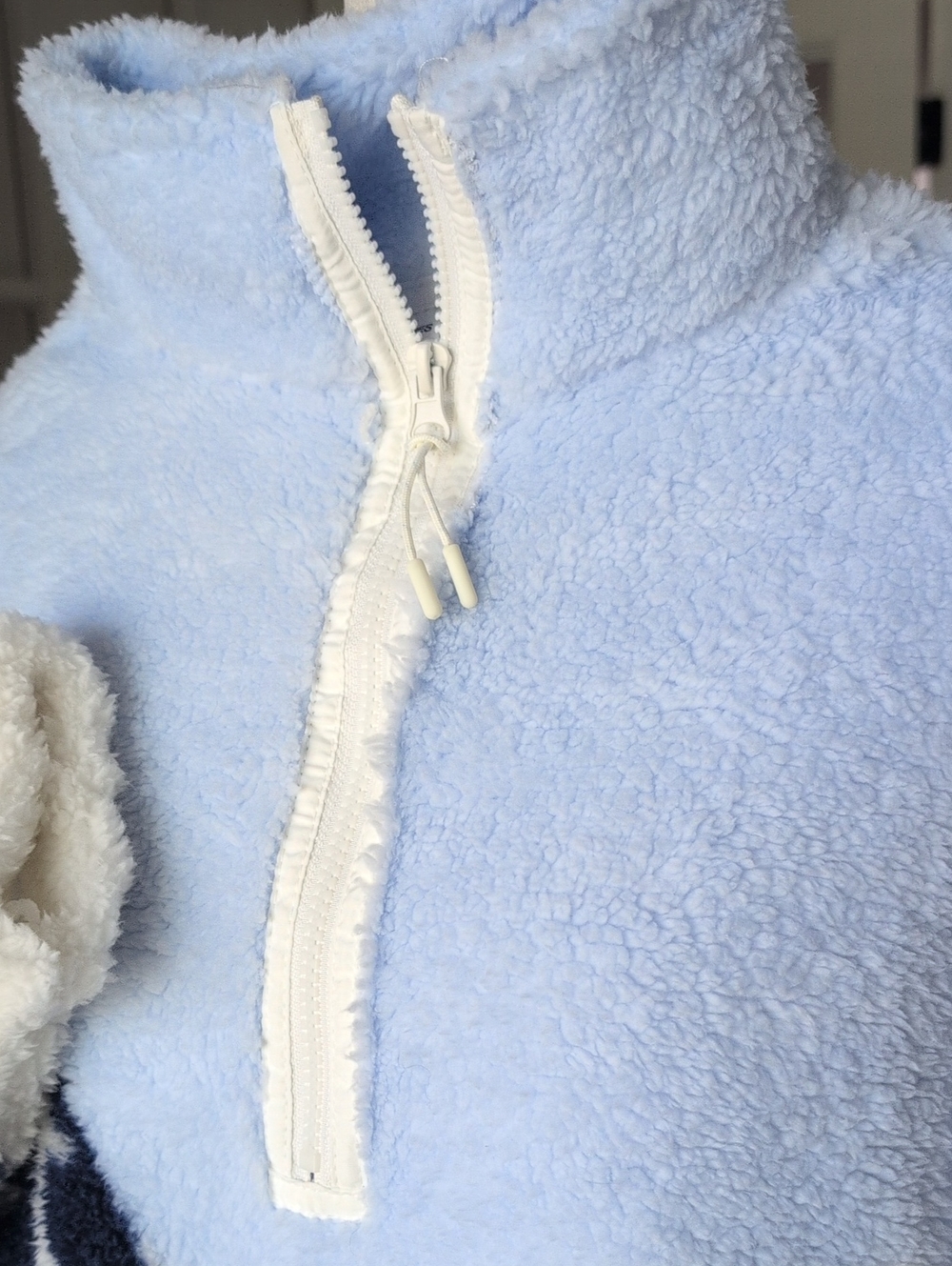 Nwt Cozy No Boundaries Light Blue & Navy Mountain Sherpa Pullover Medium - Picture 3 of 8